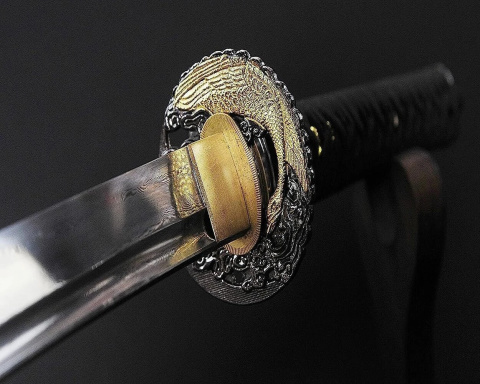 Samurajska katana premium - 8000-warstw, stal damasceńska - ukiyo-japan.pl Samurajska katana premium - 8000-warstw, stal damasceńska - ukiyo-japan.pl