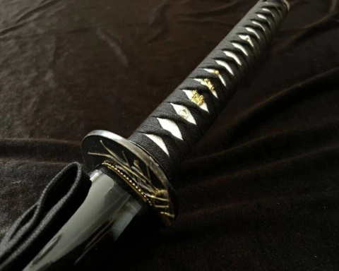Katana japońska premium - ostra, stal węglowa 1045 (ukiyo-japan.pl) Katana japońska premium - ostra, stal węglowa 1045 (ukiyo-japan.pl)